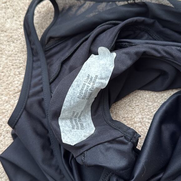 NWOT Miraclesuit High Neck Criss Cross Mesh Black One Piece Swimsuit Size 12 - Picture 8 of 9